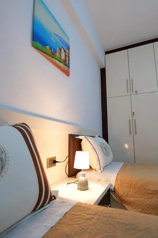 Sunny Holiday 3 Saranda Albania